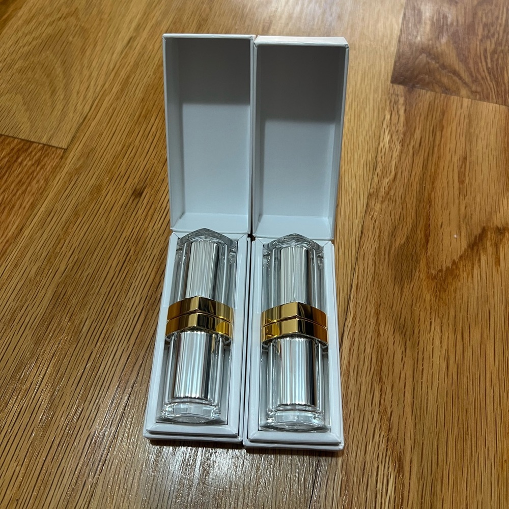 CHANEL 31 LE ROUGE - Two Lipsticks - Picture 2 of 5